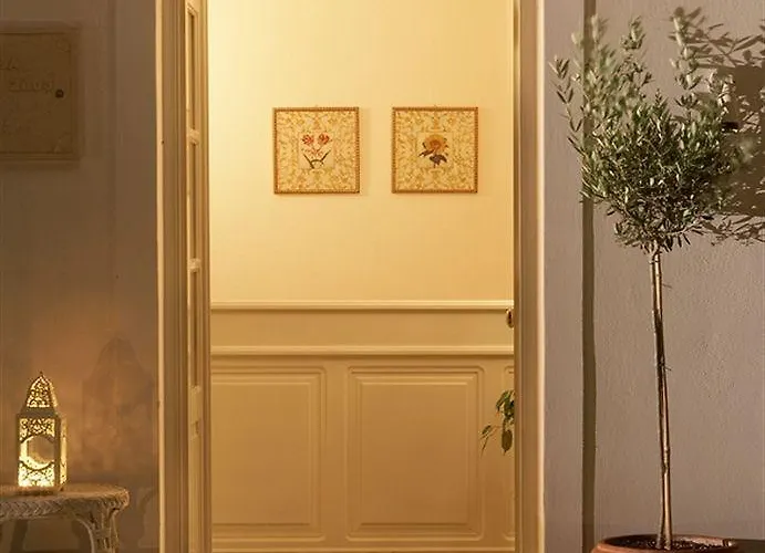 梅里梅里酒店 招待所 易莫洛林