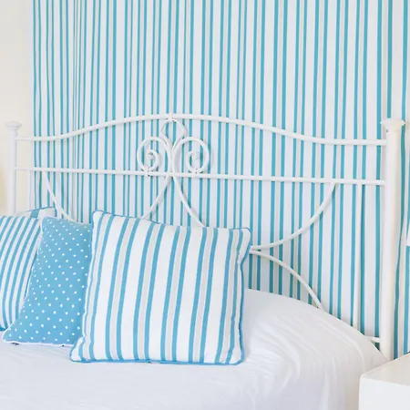 Meli Meli Imerovigli (Santorini)