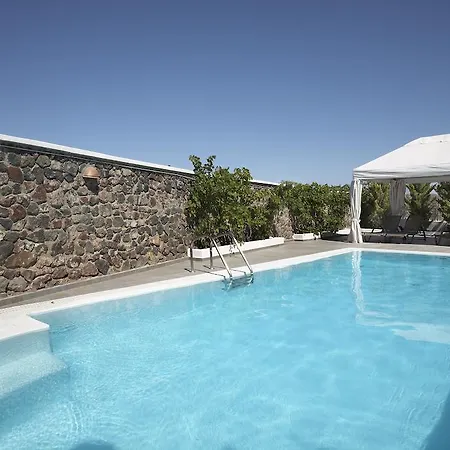 Meli Meli Imerovigli (Santorini)