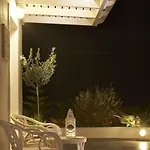 Meli Meli Imerovigli (Santorini)